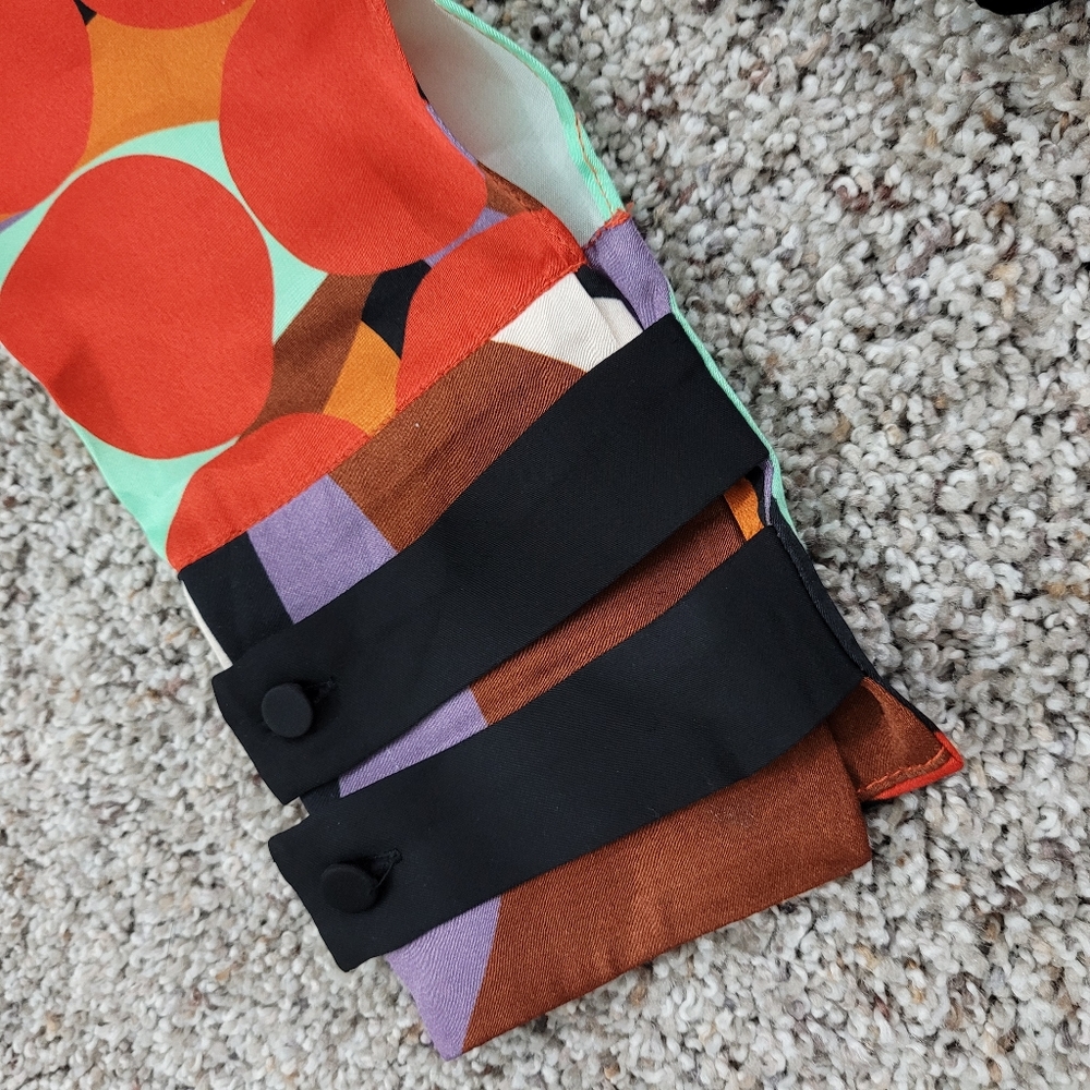 Alexis Tarvos Wrap Top - Picture 8 of 16